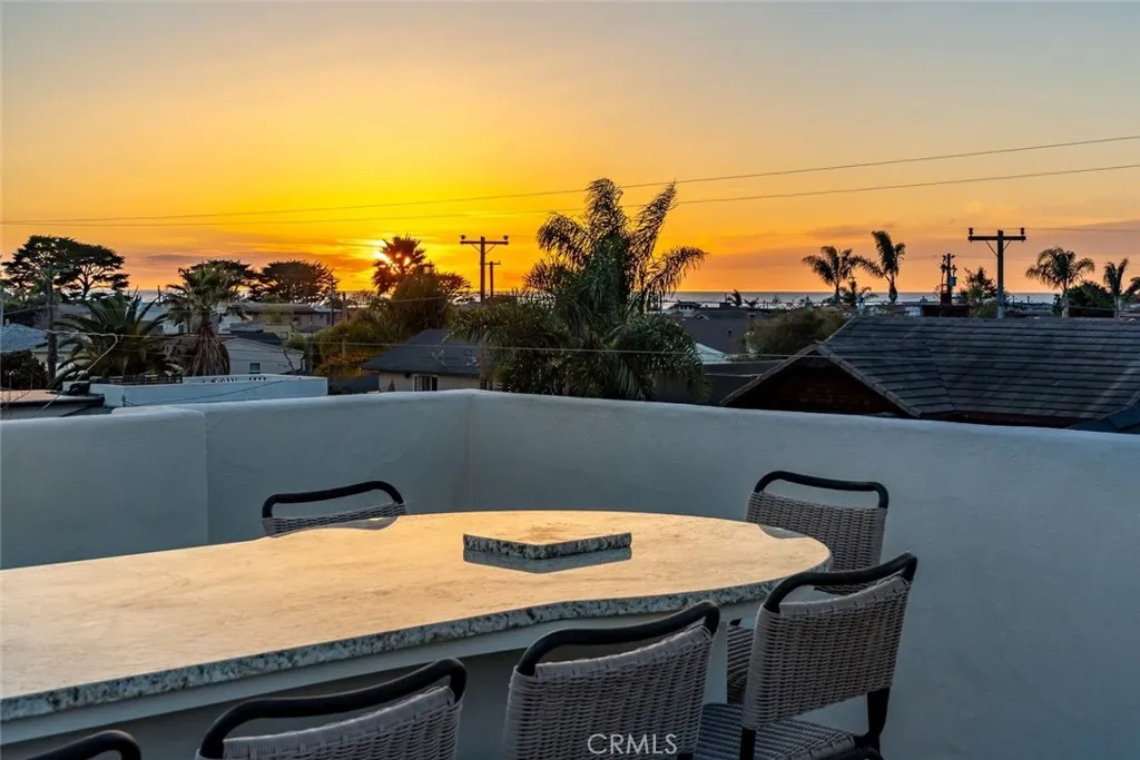 215 Placentia, Pismo Beach, California 93449 home-pic-30