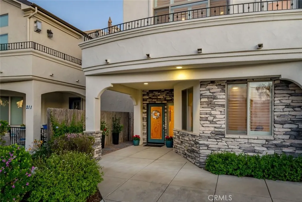 215 Placentia, Pismo Beach, California 93449 home-pic-33