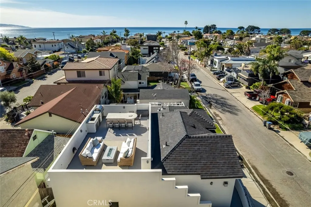 215 Placentia, Pismo Beach, California 93449 home-pic-35