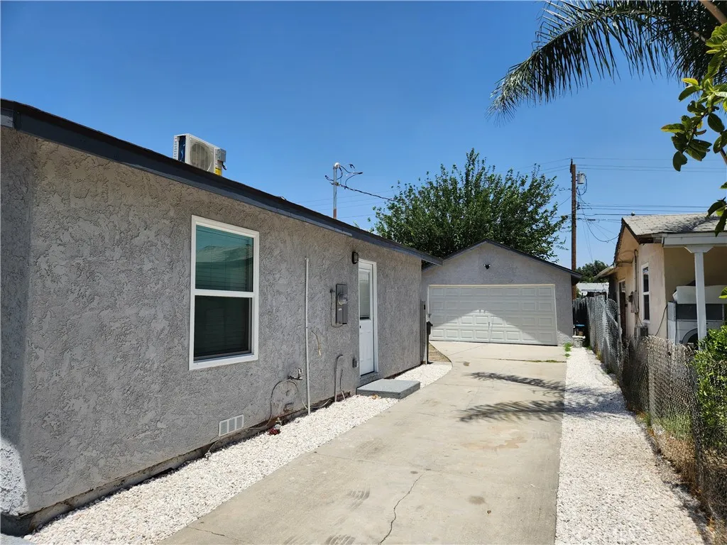 841 E H Street, Colton, California 92324 home-pic-15