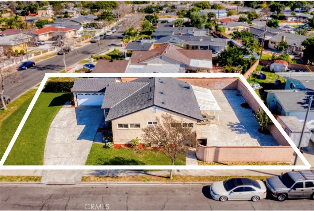 4618 Maurie, Santa Ana, California 92703 home-pic-1