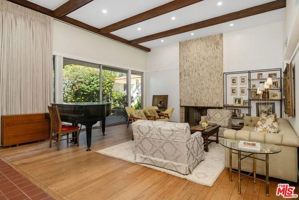 5435 W 64th Street, Los Angeles, California 90056 home-pic-10