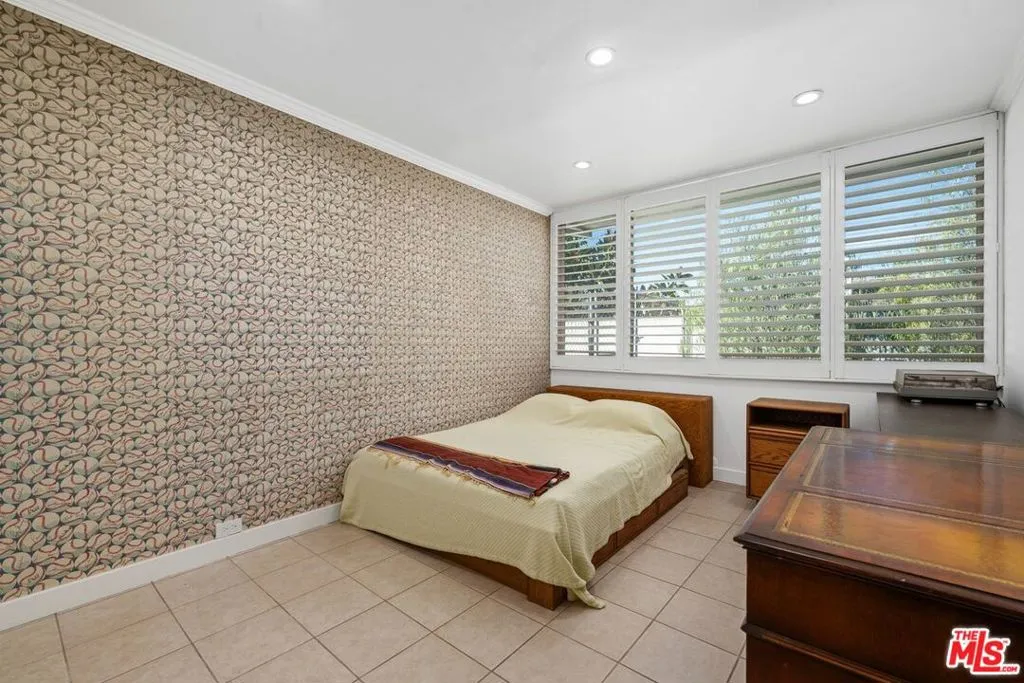 5435 W 64th Street, Los Angeles, California 90056 home-pic-30