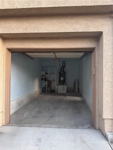 Detached garage
