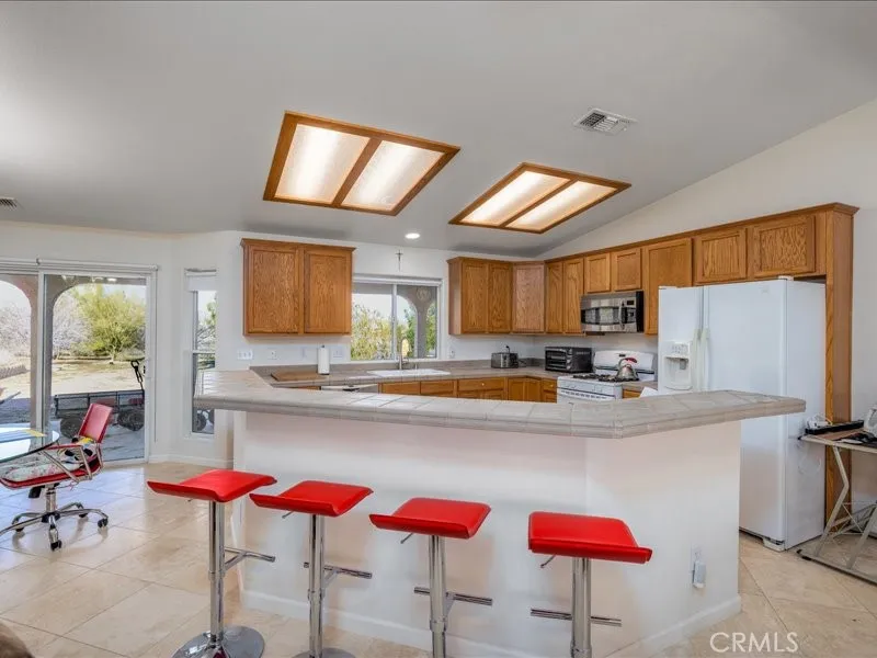 60208 Aberdeen, Joshua Tree, California 92252 home-pic-10