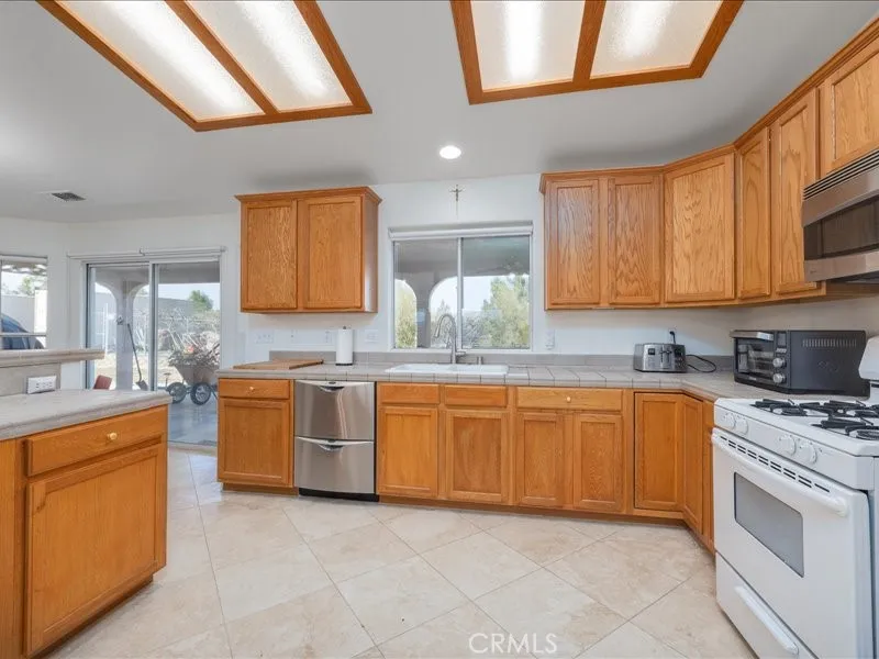 60208 Aberdeen, Joshua Tree, California 92252 home-pic-14