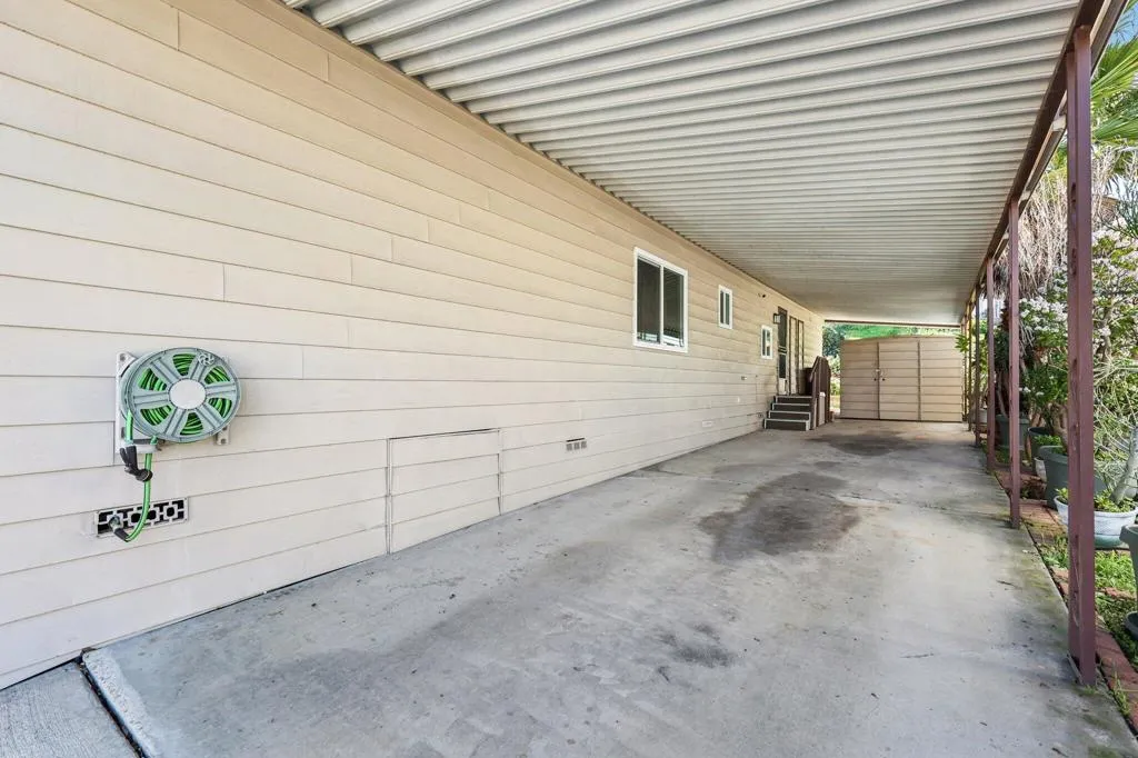 55-web-or-mls-S Worthington St 14-S2701-