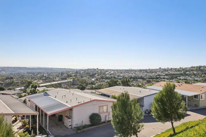 62-web-or-mls-S Worthington St 14-2701-9