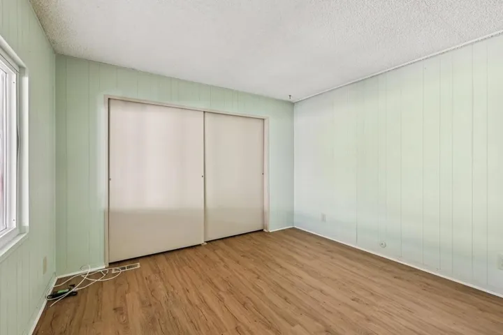 36-web-or-mls-S Worthington St 14-S2701-