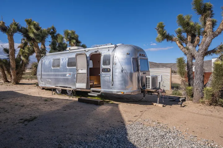 royrogers-airstream-web-1