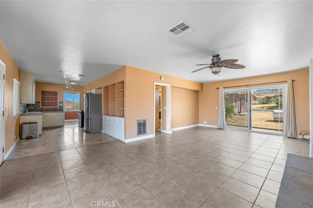 61375 Latham Trail, Joshua Tree, California 92252 home-pic-9