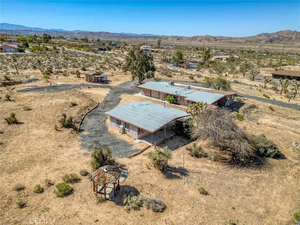 61375 Latham Trail, Joshua Tree, California 92252 home-pic-29