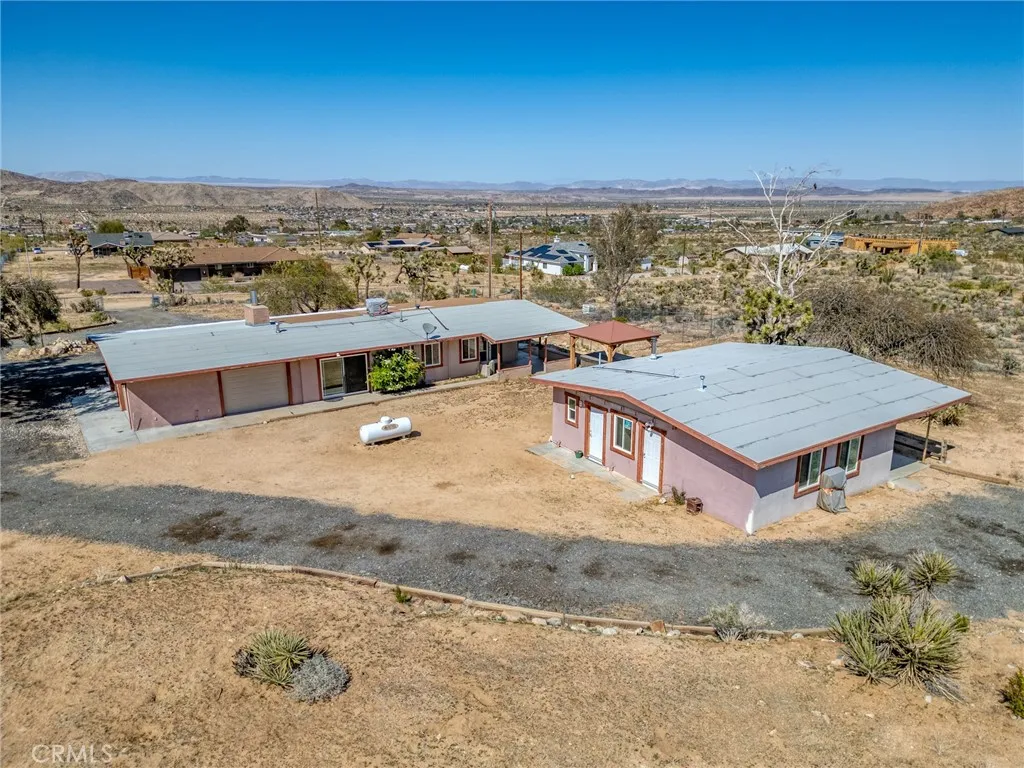 61375 Latham Trail, Joshua Tree, California 92252 home-pic-30
