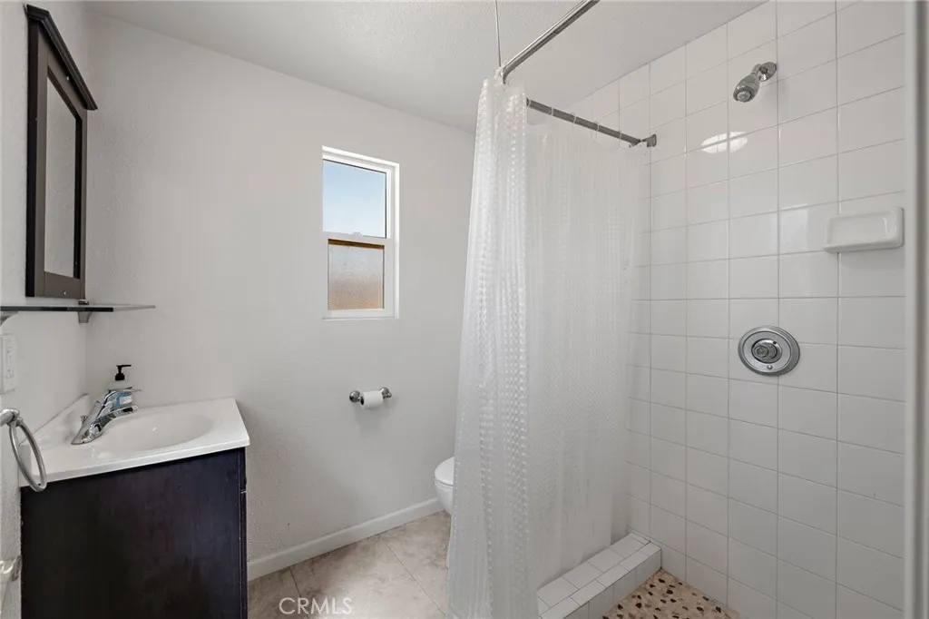 61375 Latham Trail, Joshua Tree, California 92252 home-pic-21