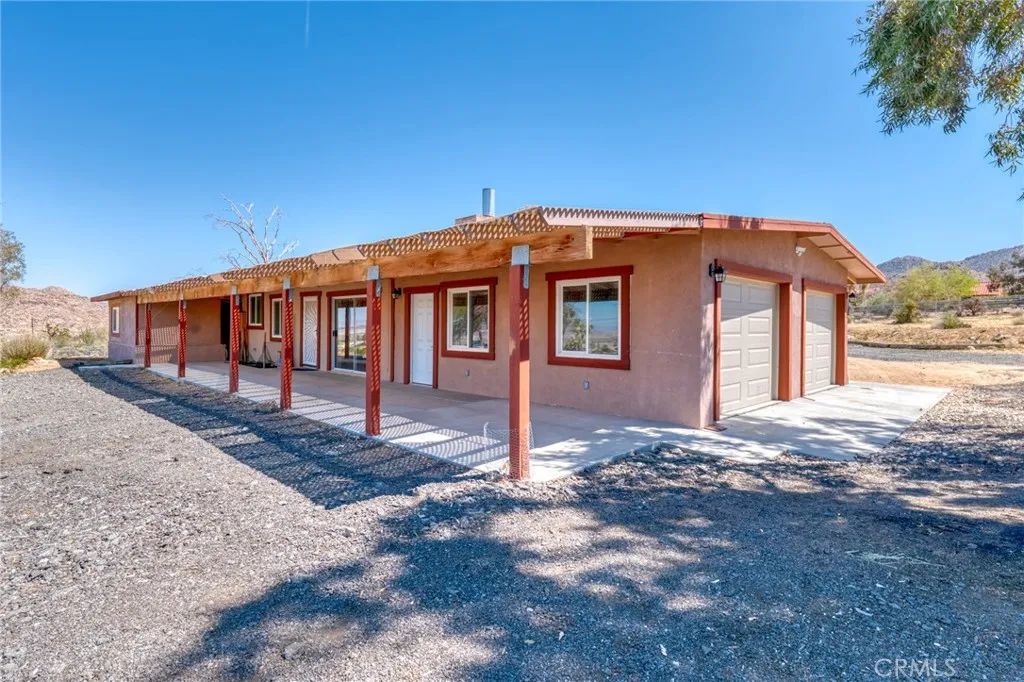 61375 Latham Trail, Joshua Tree, California 92252 home-pic-4