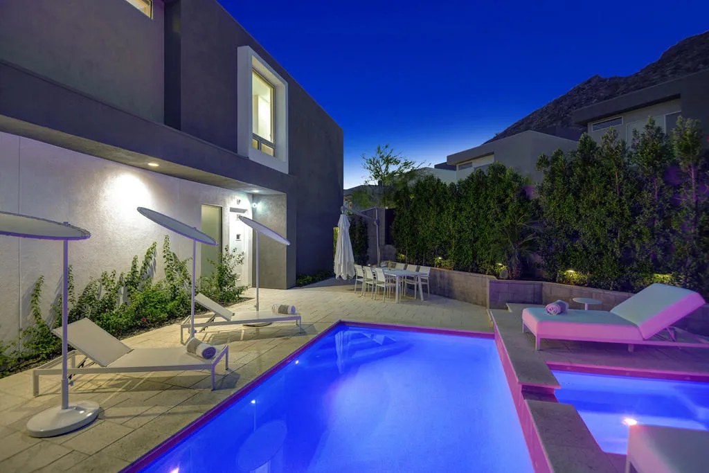 POOL YARD NIGHT MLS
