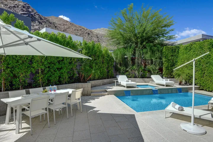 POOL AND SPA YARD WIDE TO MOUNTAINS MLS