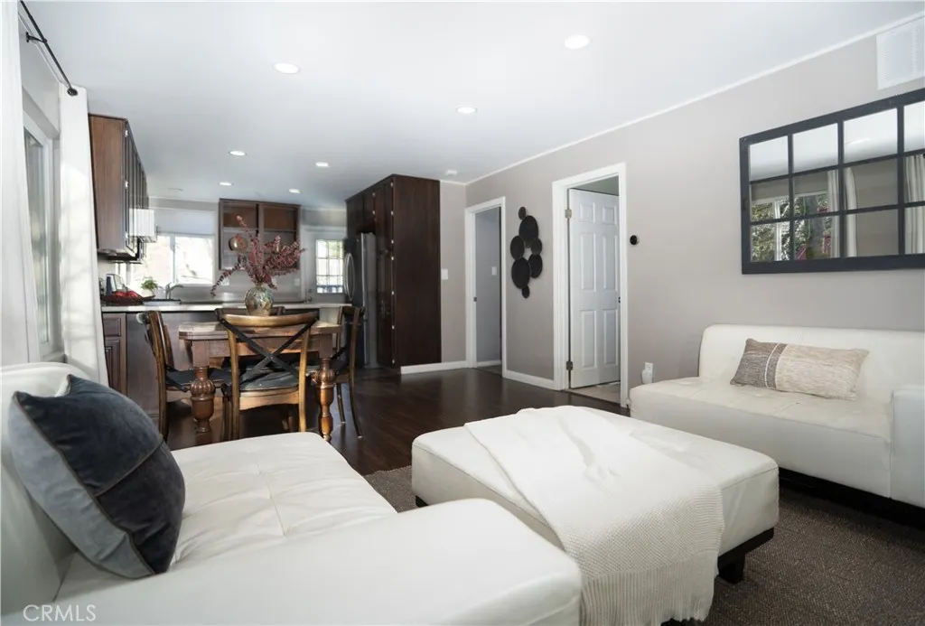 32958 Squirrel Ln, Running Springs, California 92382 home-pic-17