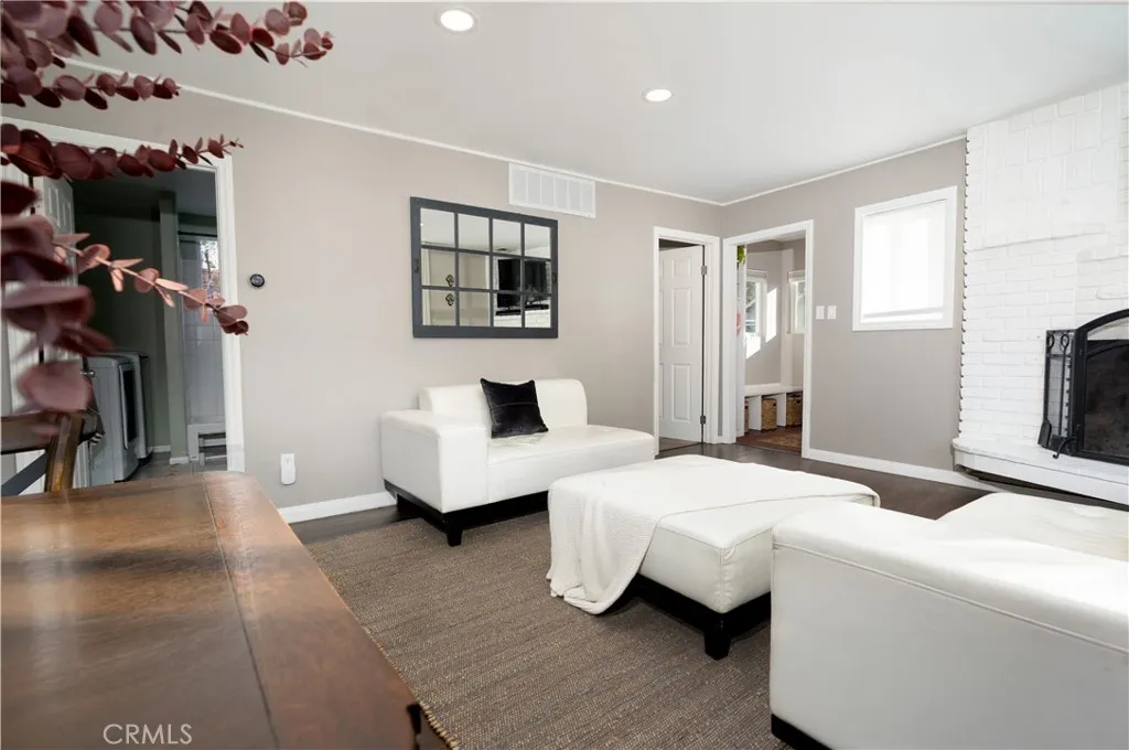 32958 Squirrel Ln, Running Springs, California 92382 home-pic-16