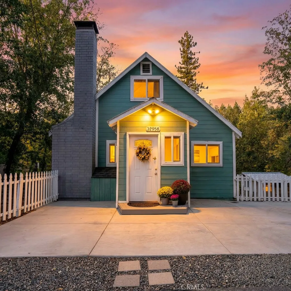 32958 Squirrel Ln, Running Springs, California 92382 home-pic-1