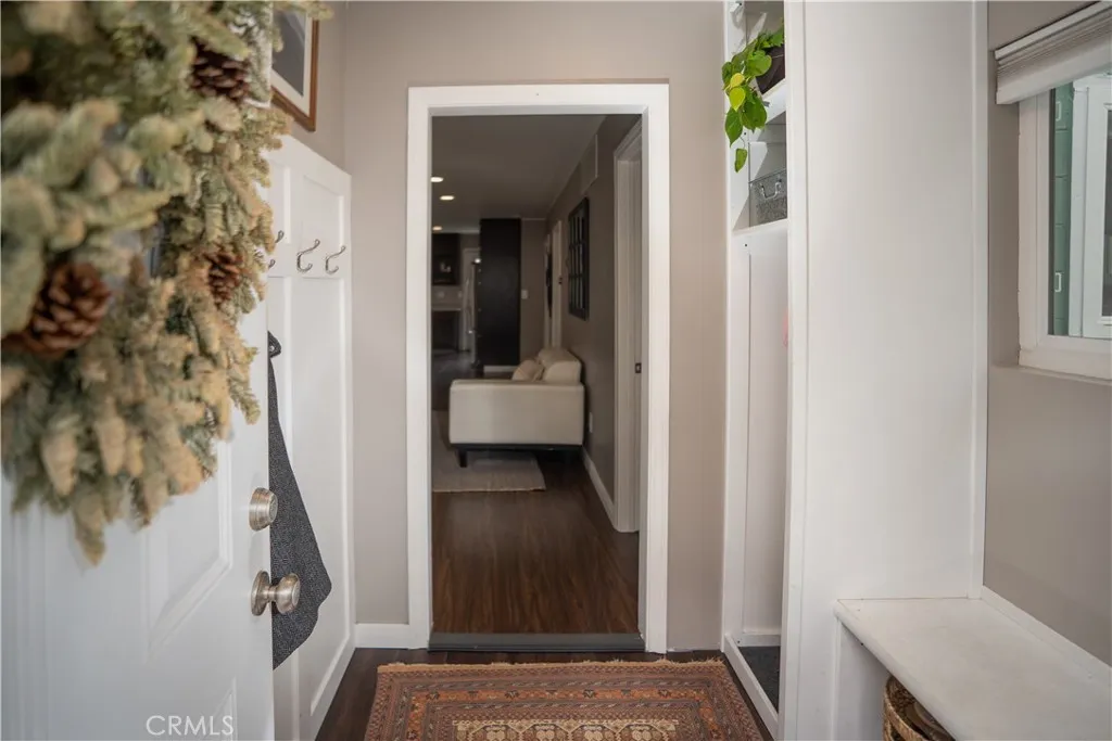32958 Squirrel Ln, Running Springs, California 92382 home-pic-8