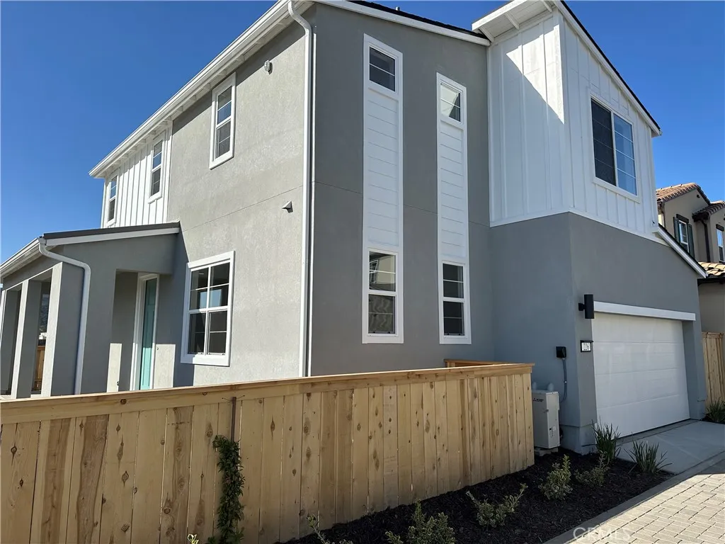 226 Memphis Belle Way, San Luis Obispo, California 93401 home-pic-4