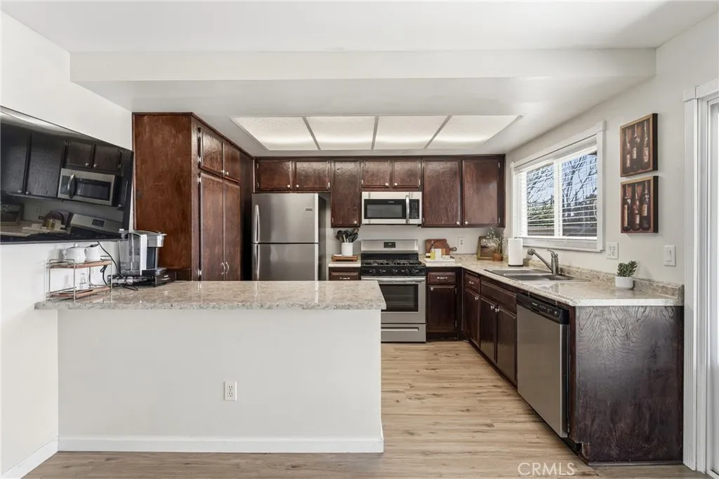 251 E Scott, Rialto, California 92376 home-pic-14
