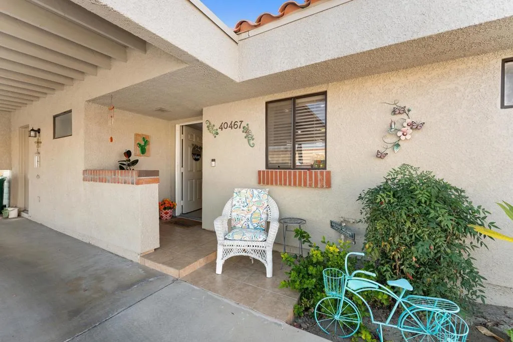 40467 Bay Hill Way, Palm Desert, California 92211 home-pic-4
