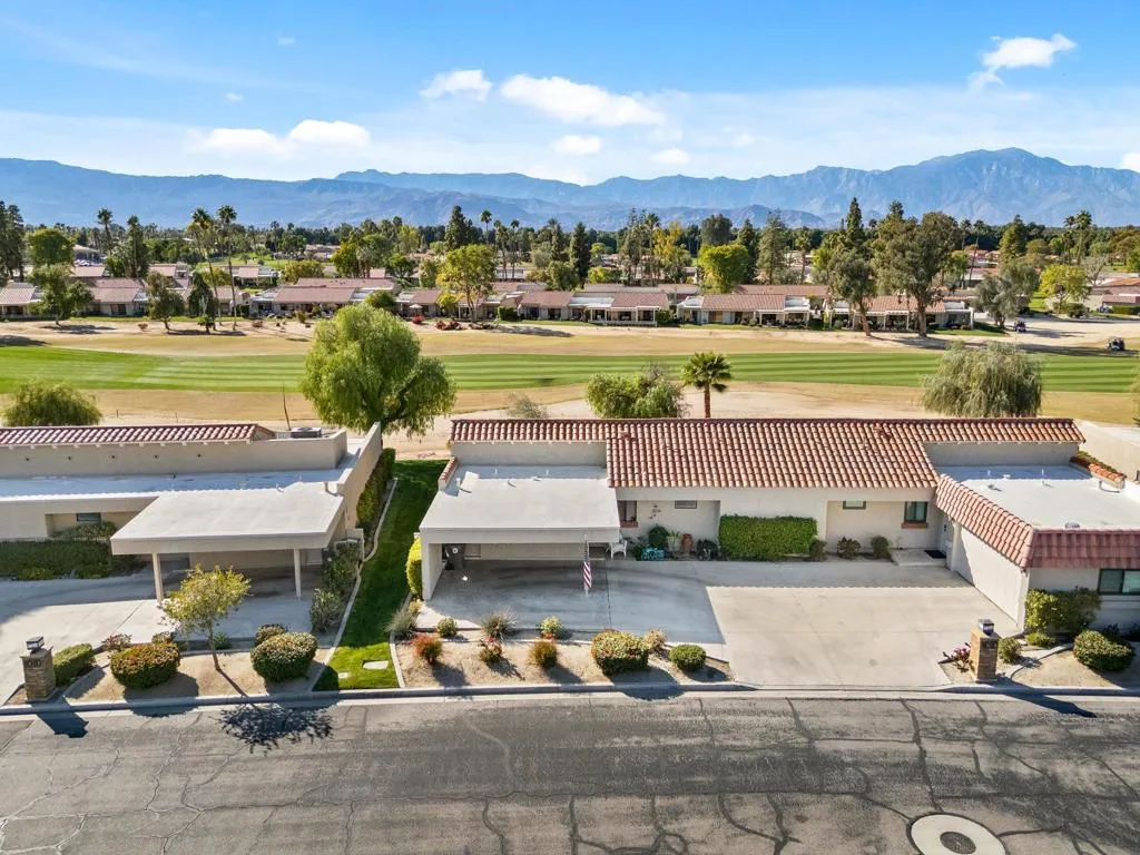40467 Bay Hill Way, Palm Desert, California 92211 home-pic-26