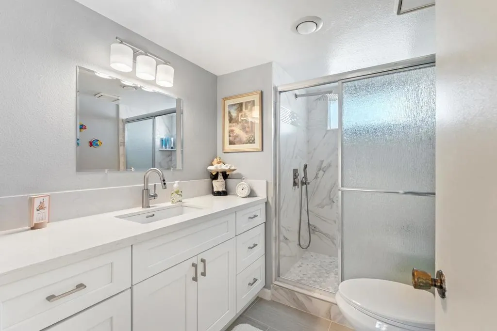 40467 Bay Hill Way, Palm Desert, California 92211 home-pic-17