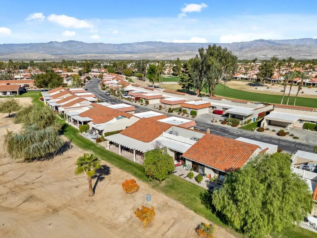 40467 Bay Hill Way, Palm Desert, California 92211 home-pic-29