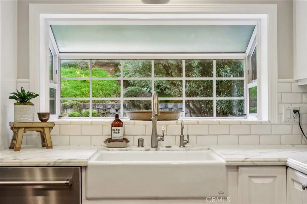 2224 Aralia Street, Newport Beach, California 92660 home-pic-25