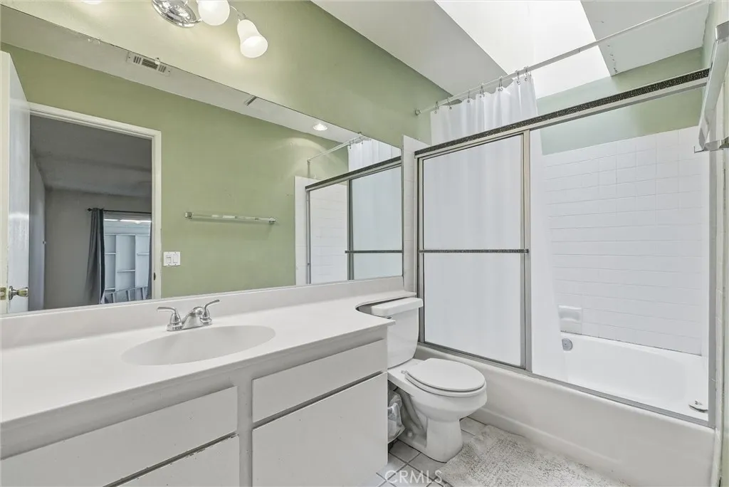 4314 Baggett Drive, Riverside, California 92505 home-pic-26