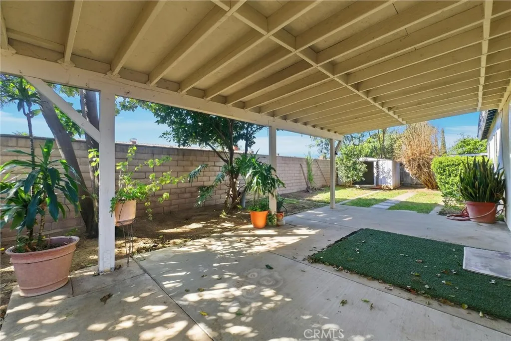 4314 Baggett Drive, Riverside, California 92505 home-pic-27