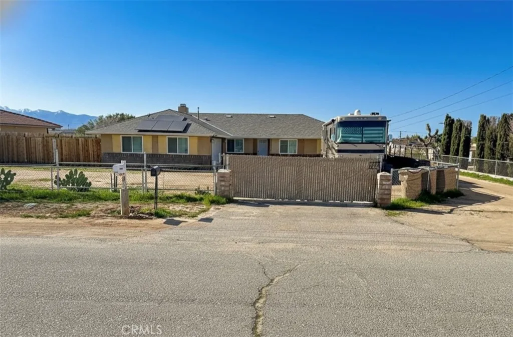 11922 Calcite Avenue, Hesperia, California 92345 home-pic-7