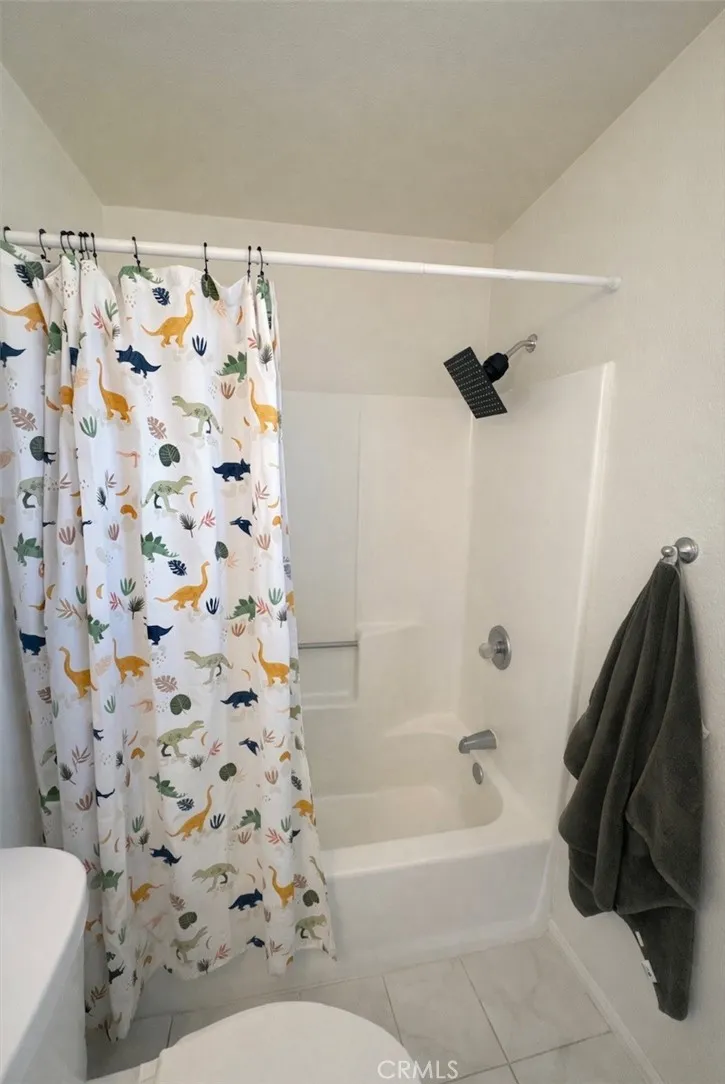 11922 Calcite Avenue, Hesperia, California 92345 home-pic-36