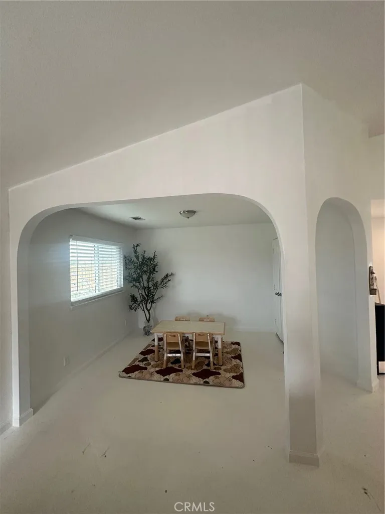 11922 Calcite Avenue, Hesperia, California 92345 home-pic-20