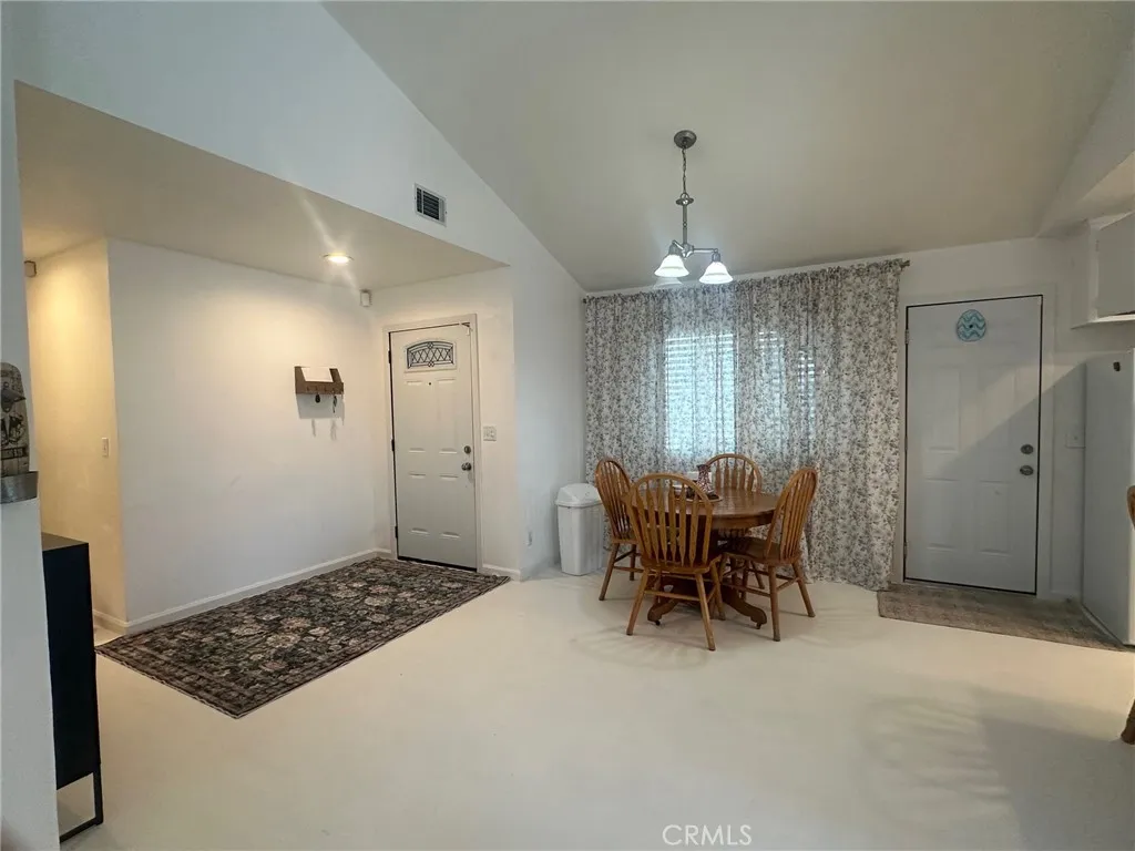 11922 Calcite Avenue, Hesperia, California 92345 home-pic-16