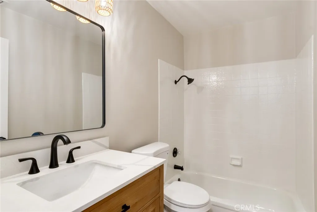 6282 Shaker Drive, Riverside, California 92506 home-pic-26