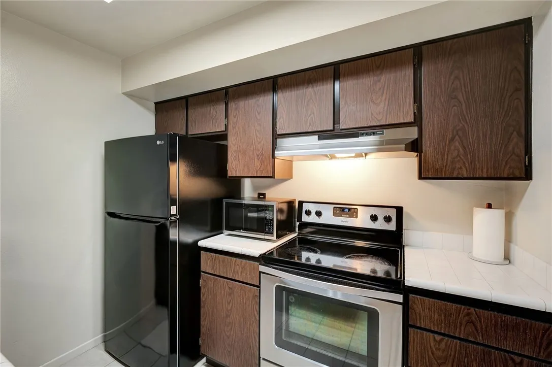 3504 Rainbow Lane, Highland, California 92346 home-pic-7