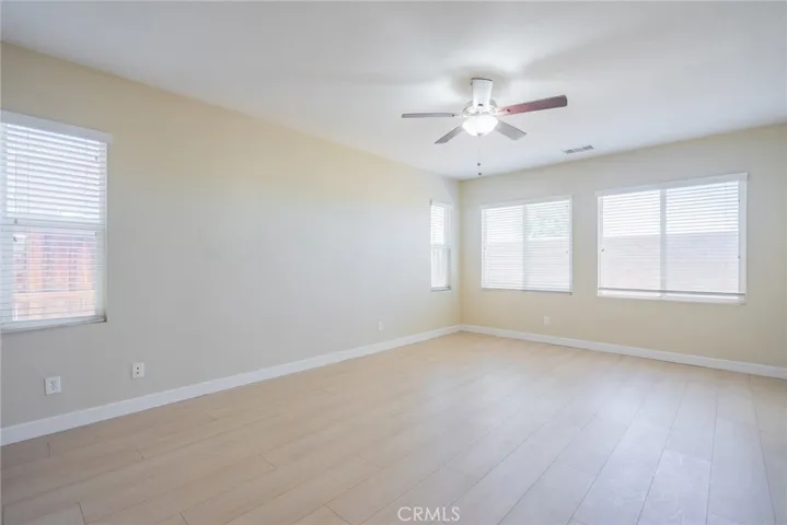 8848 Palo Alto, Hesperia, California 92344