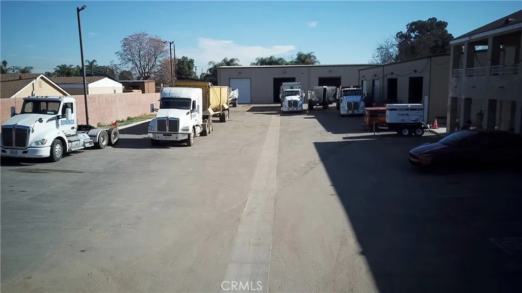 Plenty of space for staff and equipment