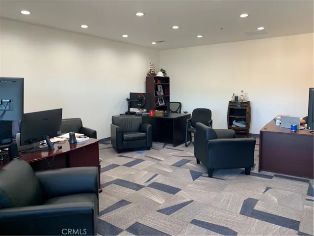 3 Upper team Offices