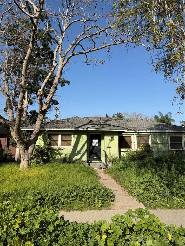 3320 Stoner Avenue, Los Angeles, California 90066 home-pic-1