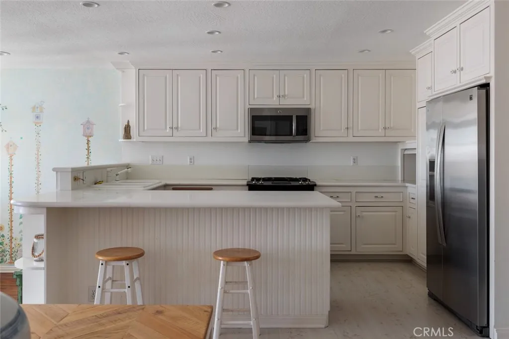 116 E Oceanfront, Newport Beach, California 92661 home-pic-10