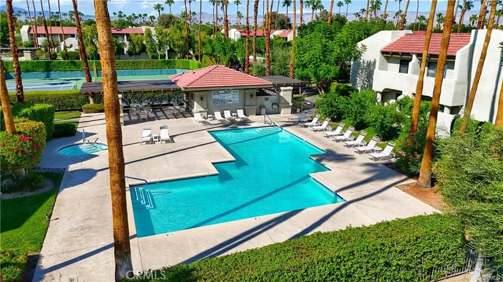 353 N Hermosa Dr, Palm Springs, California 92262 home-pic-16