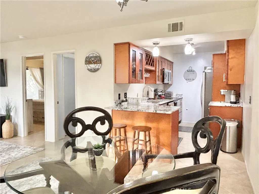 353 N Hermosa Dr, Palm Springs, California 92262 home-pic-4