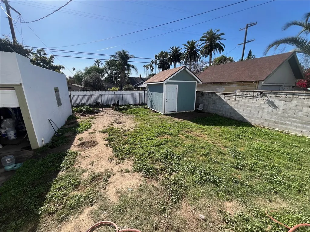 412 E Columbia, Pomona, California 91767 home-pic-8