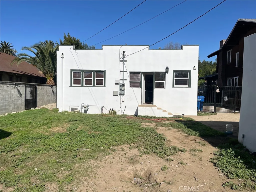 412 E Columbia, Pomona, California 91767 home-pic-7