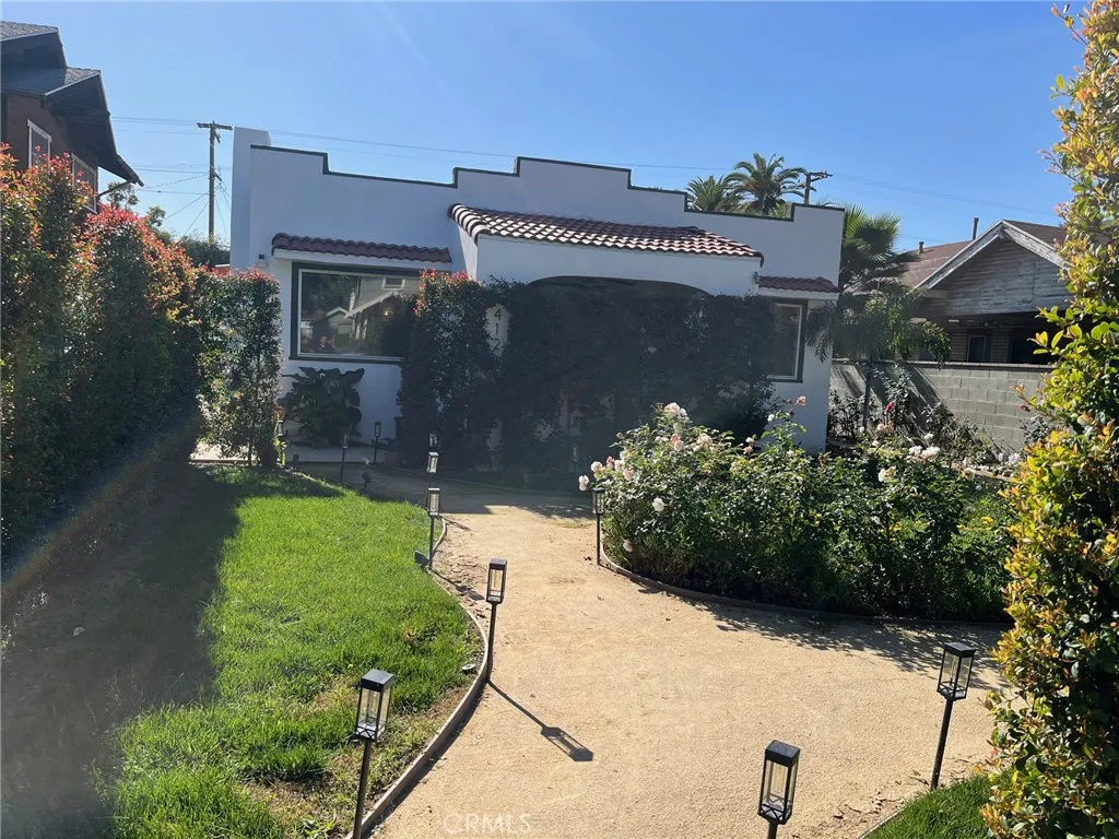 412 E Columbia, Pomona, California 91767 home-pic-1